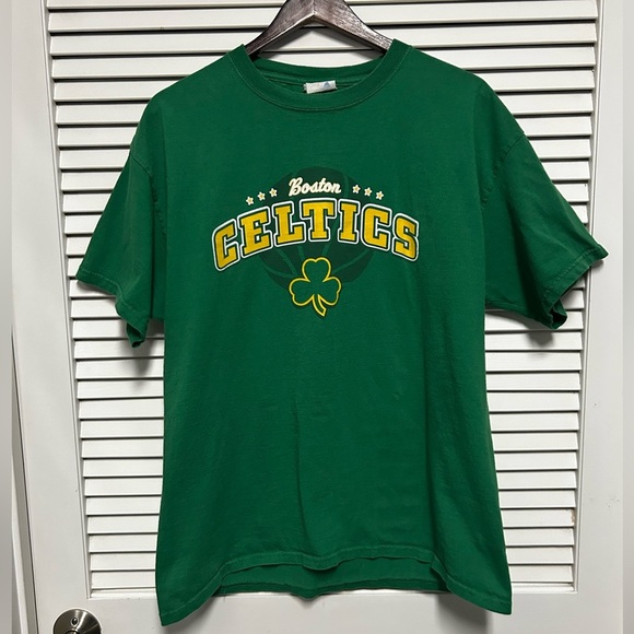 Boston Celtics Championship NBA t shirt by Majestic - Picture 2 of 3